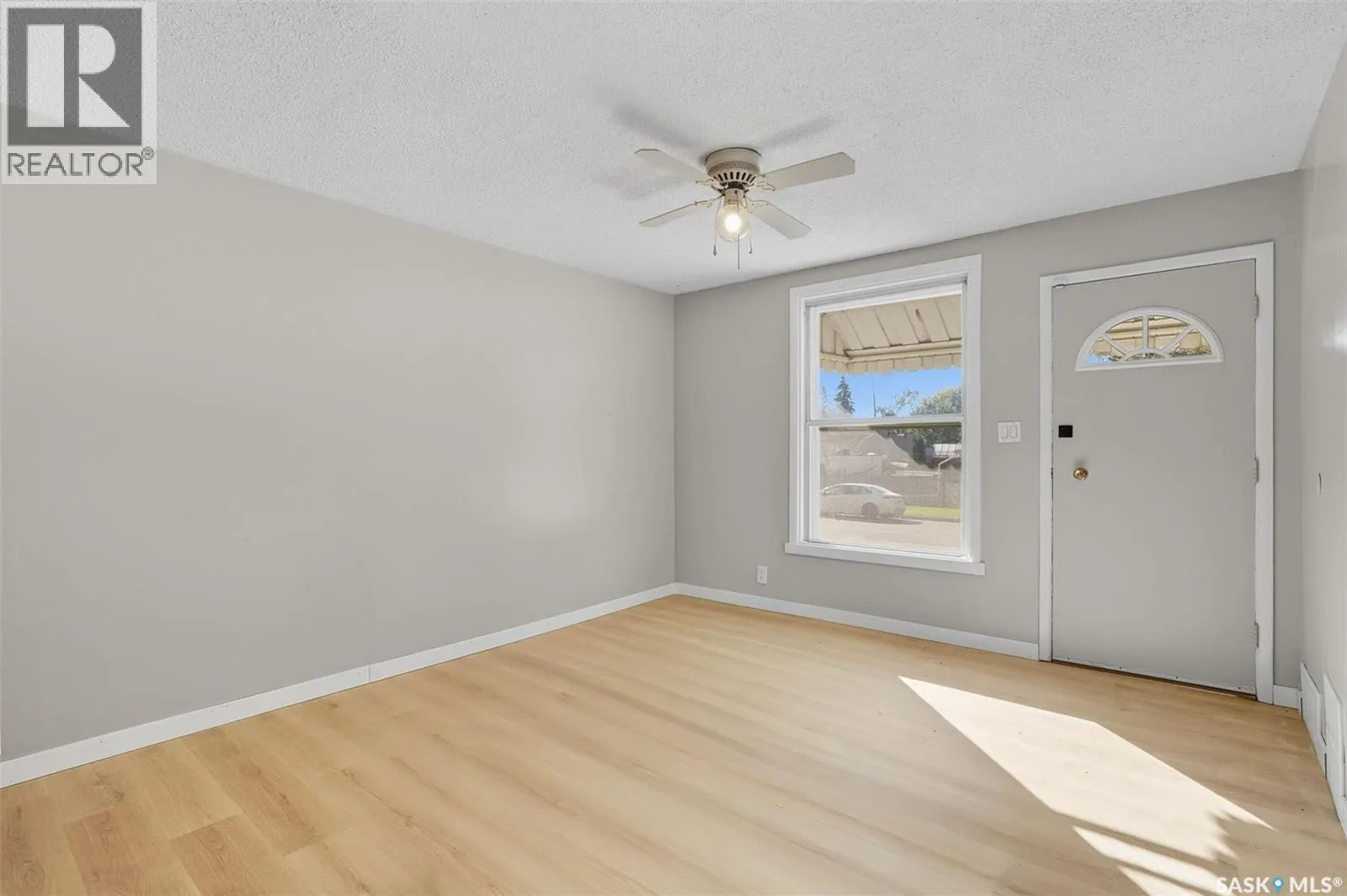 517 Isabella STREET W