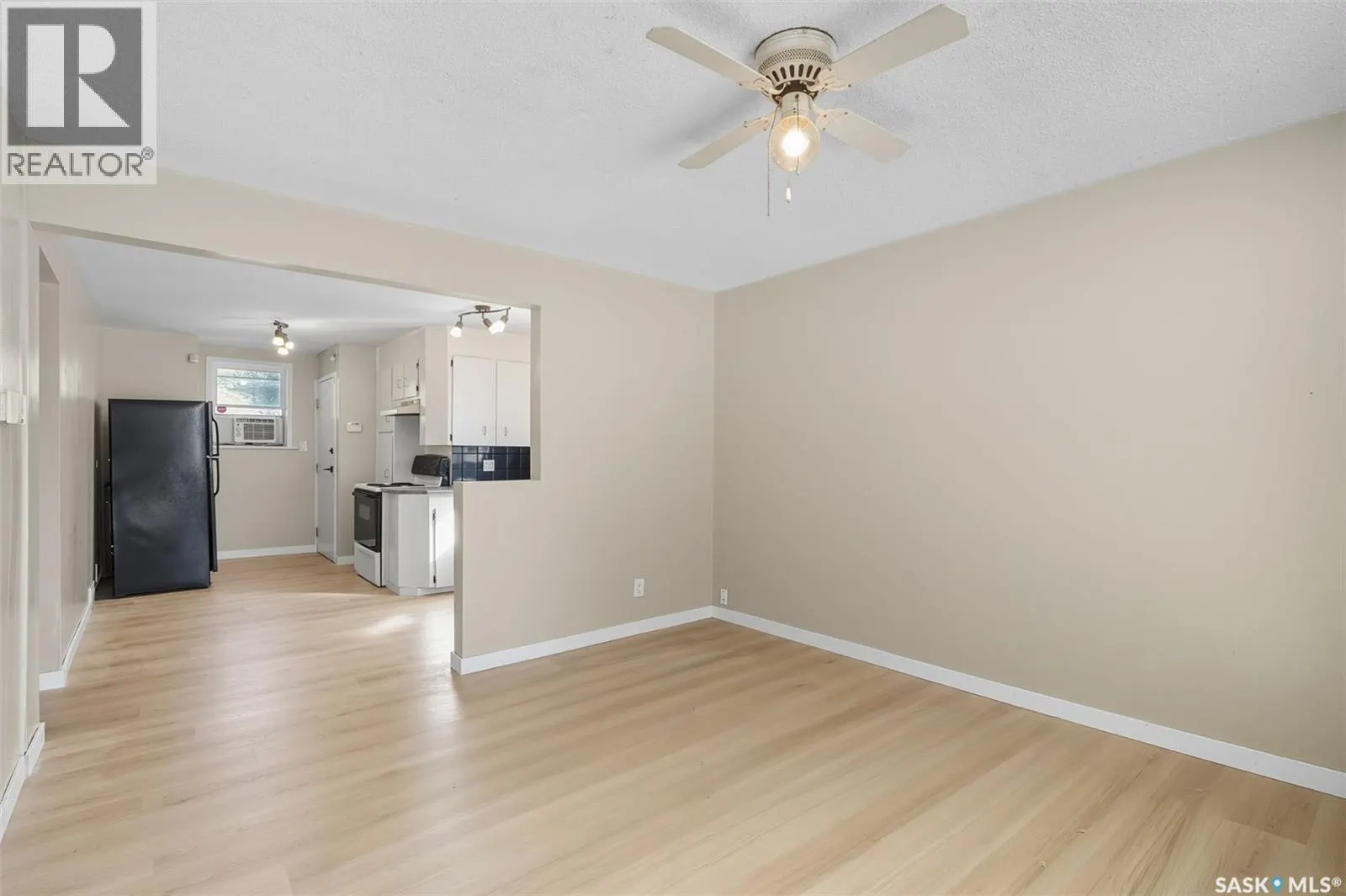 517 Isabella STREET W