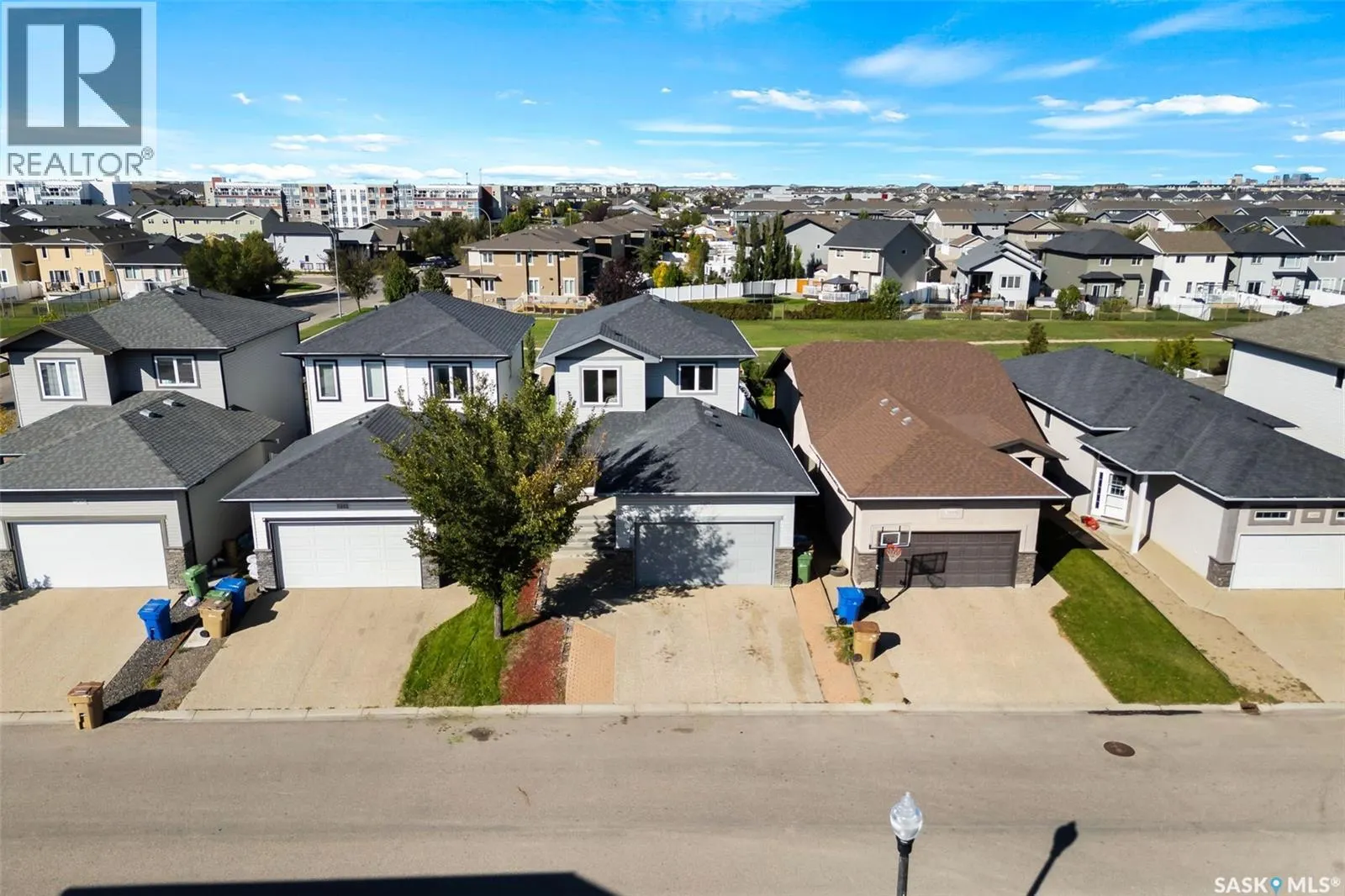 5488 AERIAL CRESCENT