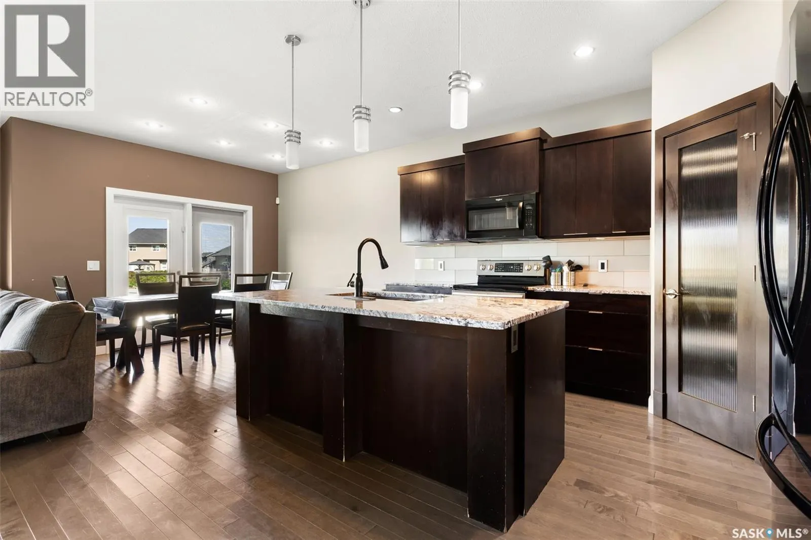 5488 AERIAL CRESCENT