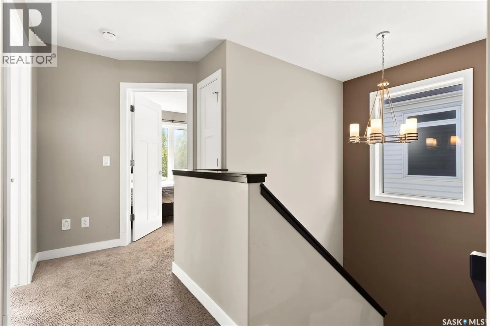 5488 AERIAL CRESCENT