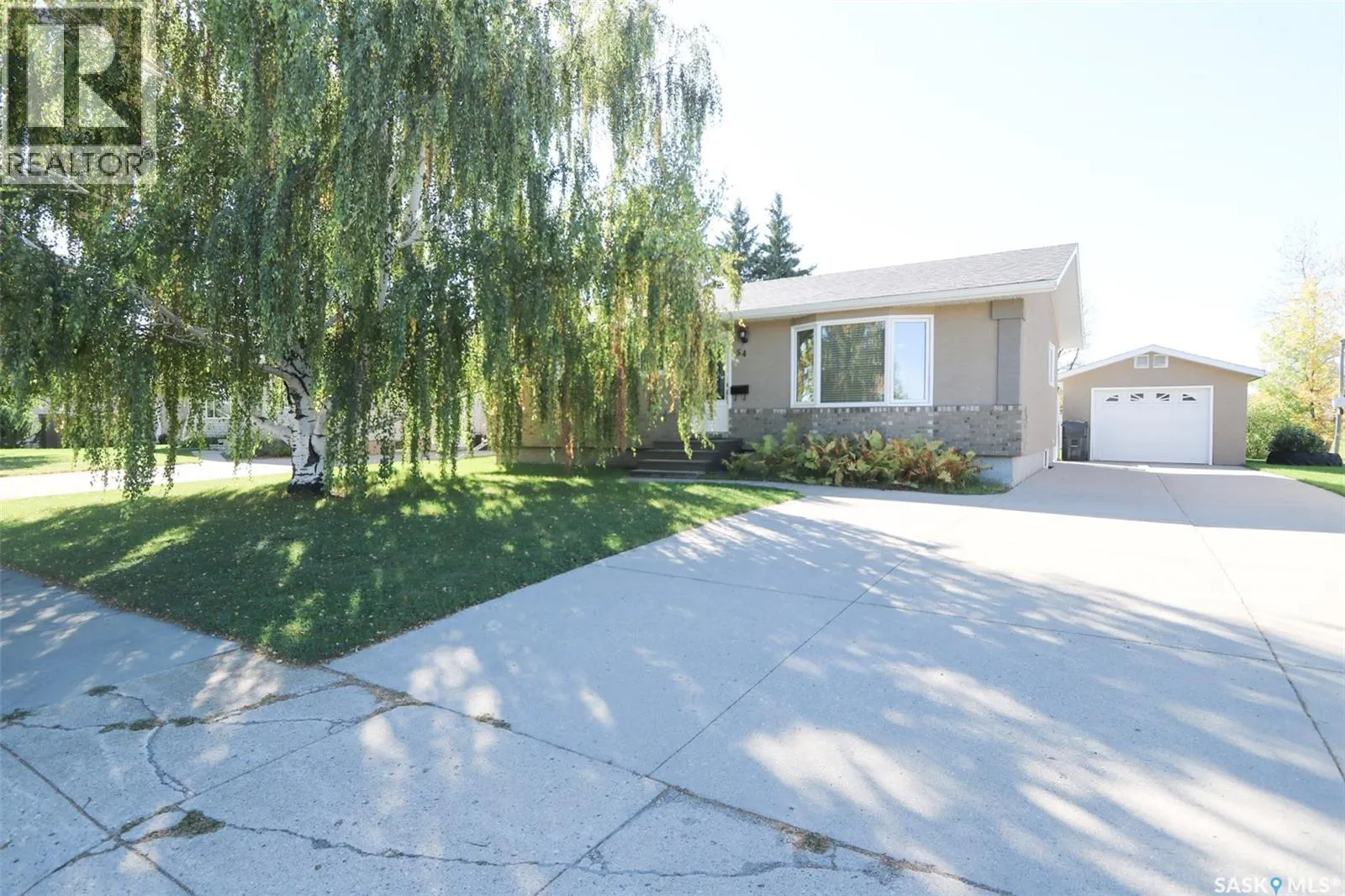 54 Mackenzie DRIVE