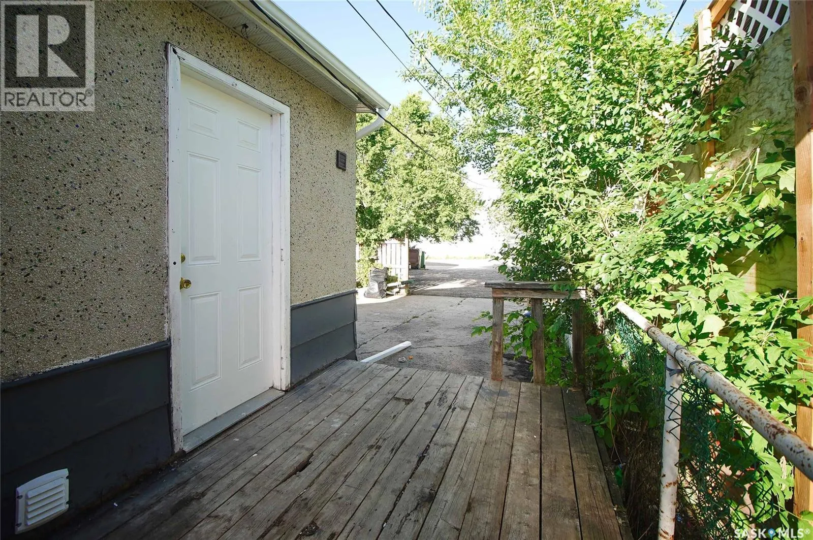 425 Montreal STREET