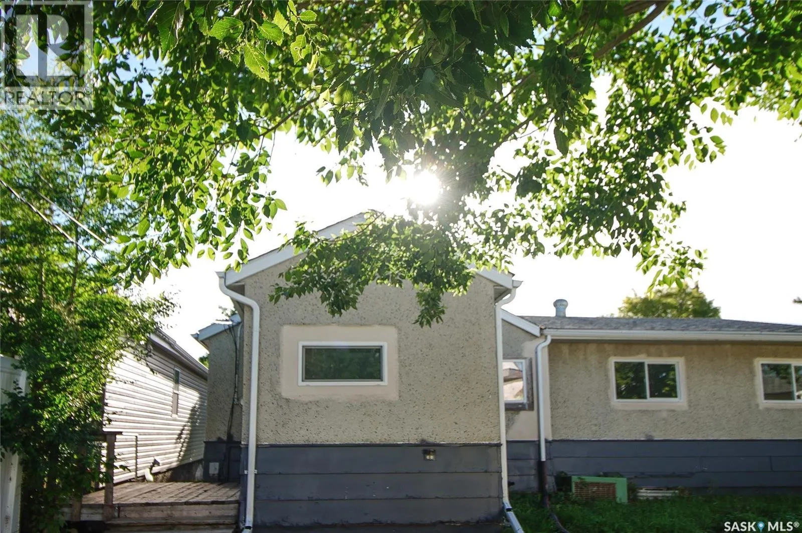 425 Montreal STREET