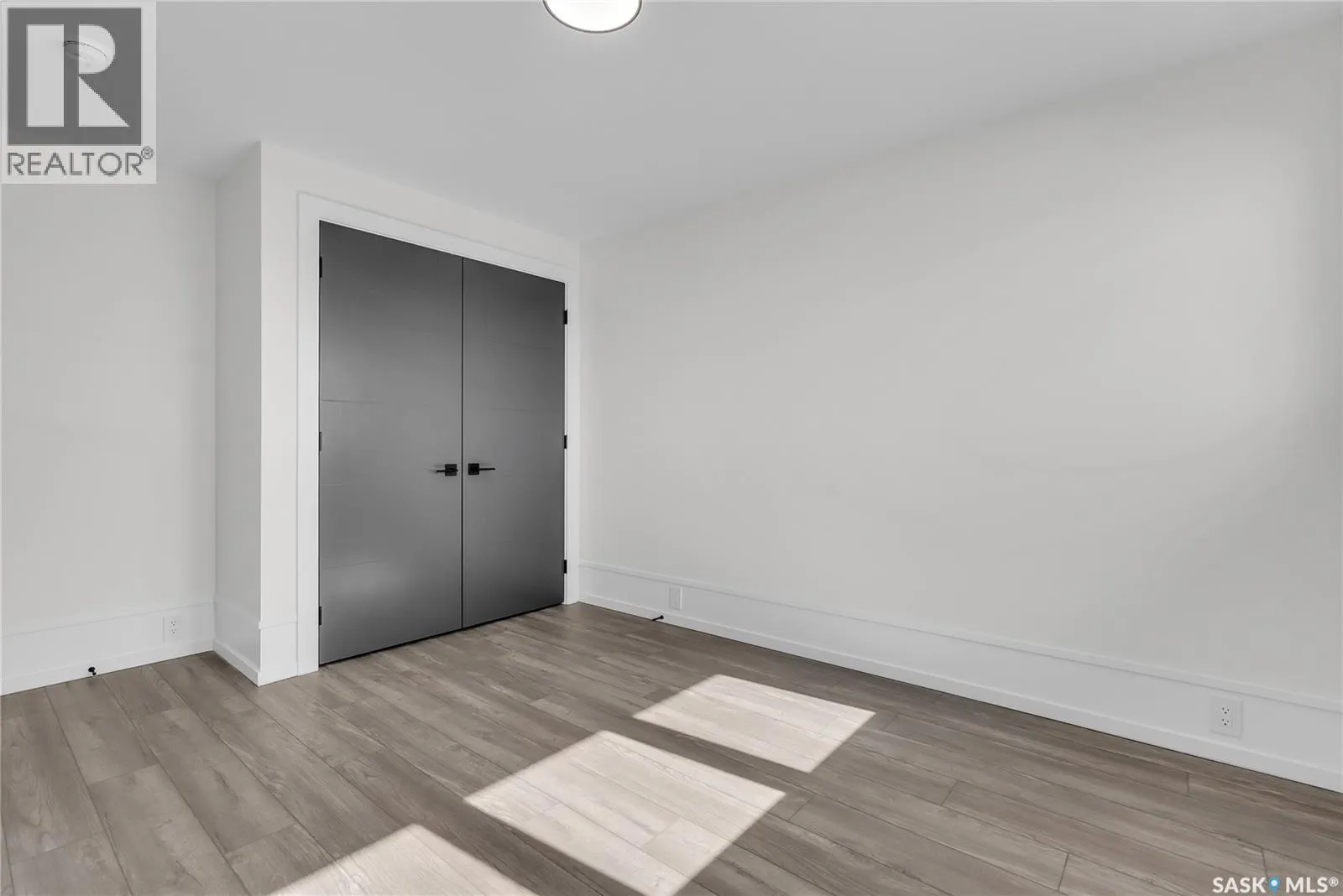 428 Woolf BEND