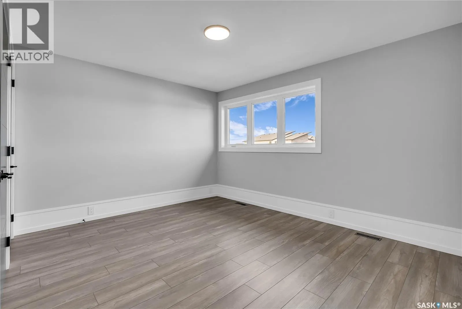 428 Woolf BEND