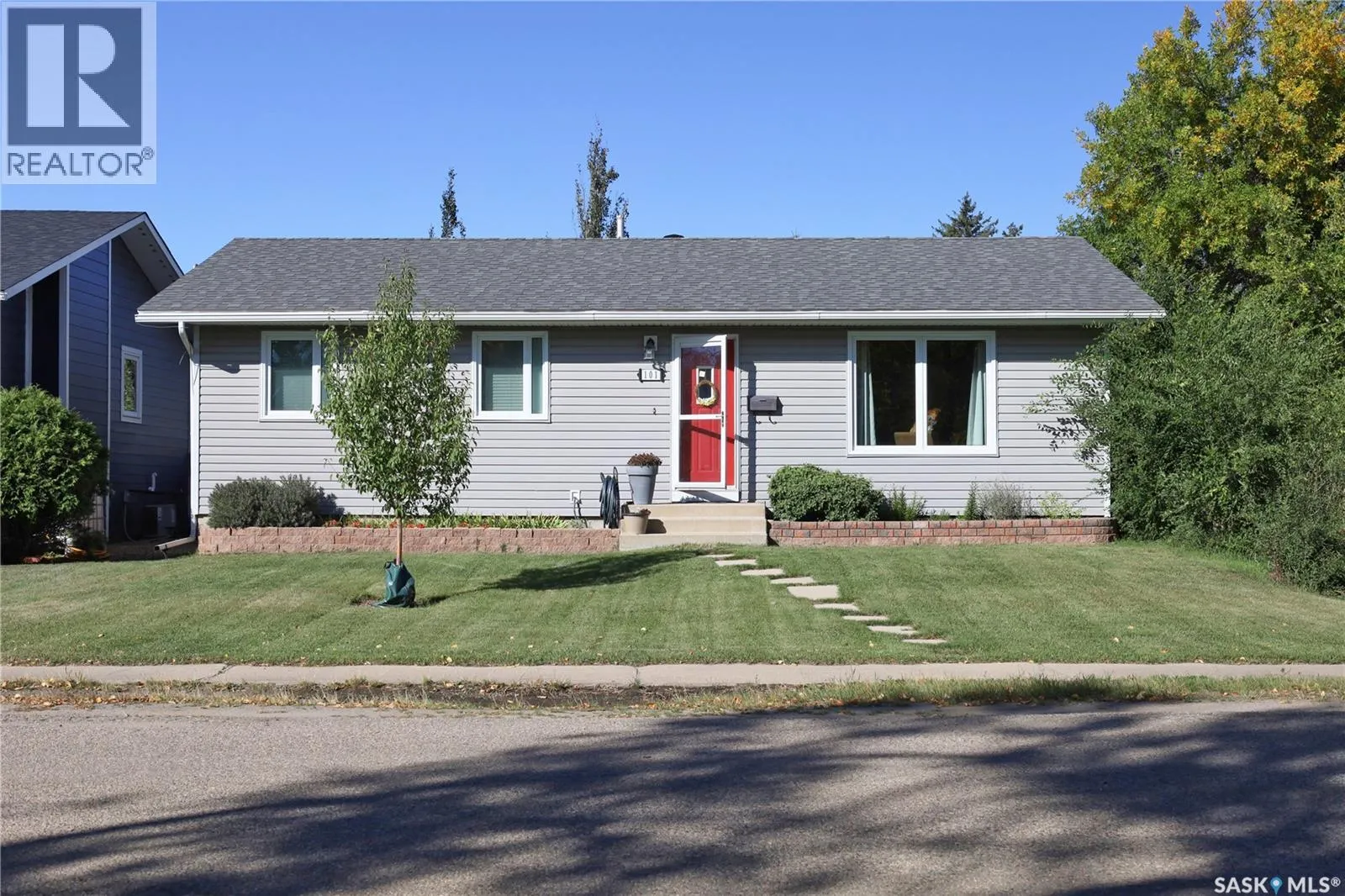 101 3rd STREET W