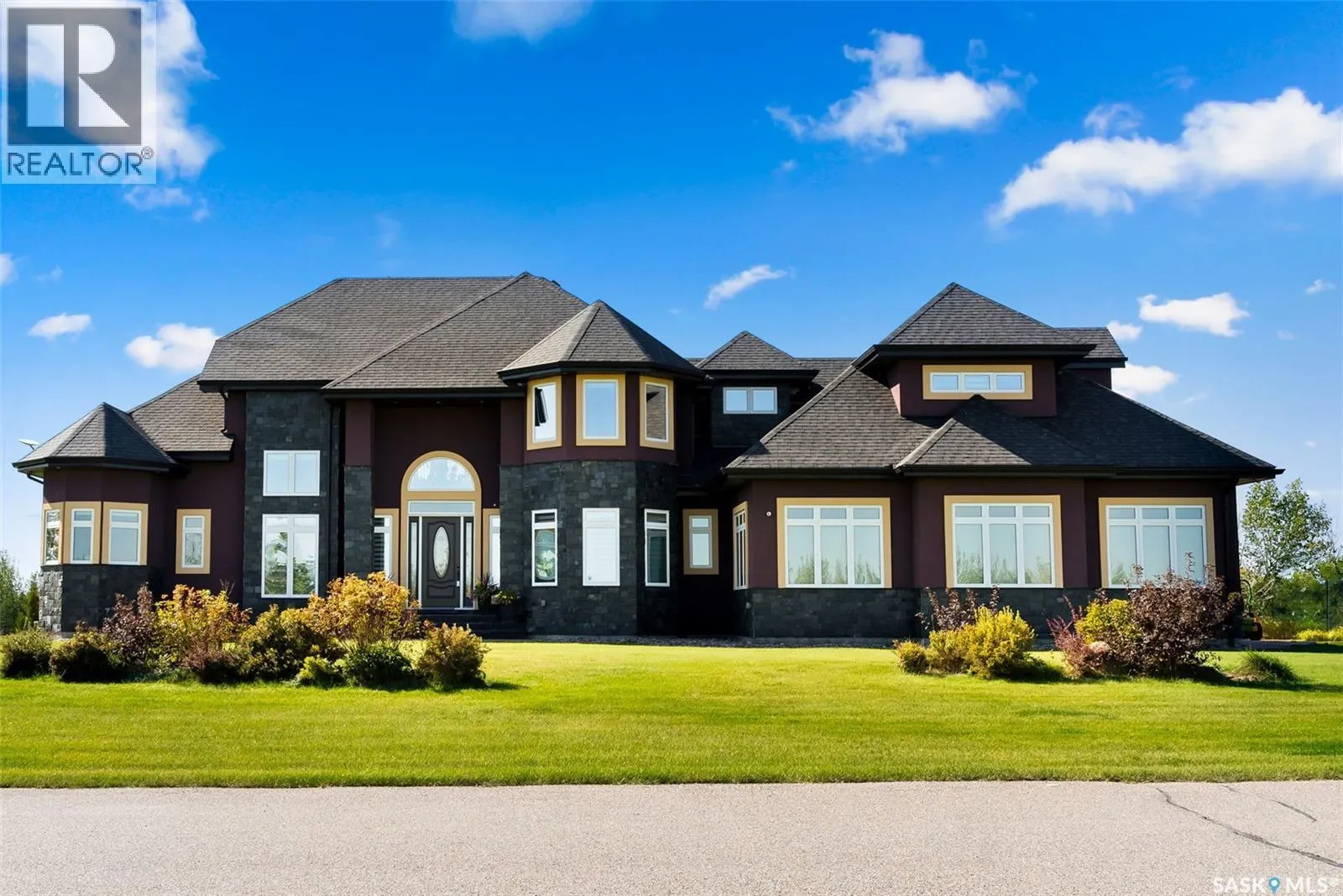 123 Slater CRESCENT