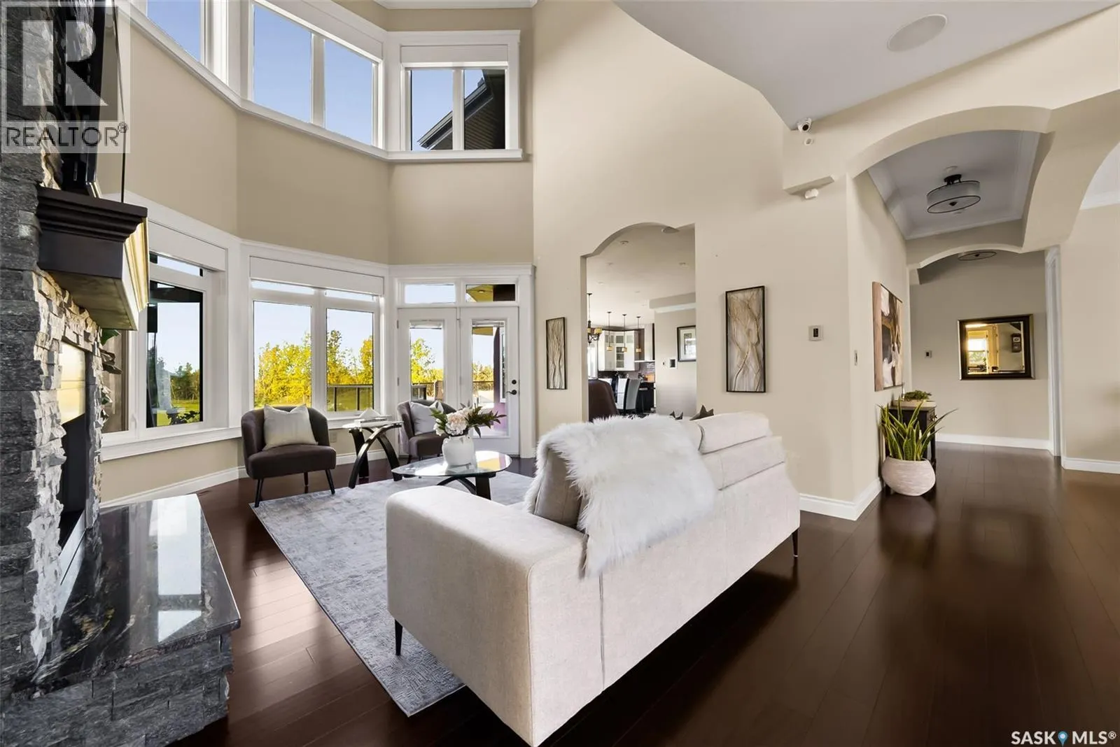 123 Slater CRESCENT