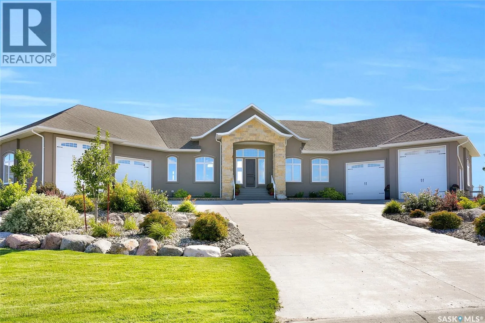 330 Spruce Creek DRIVE