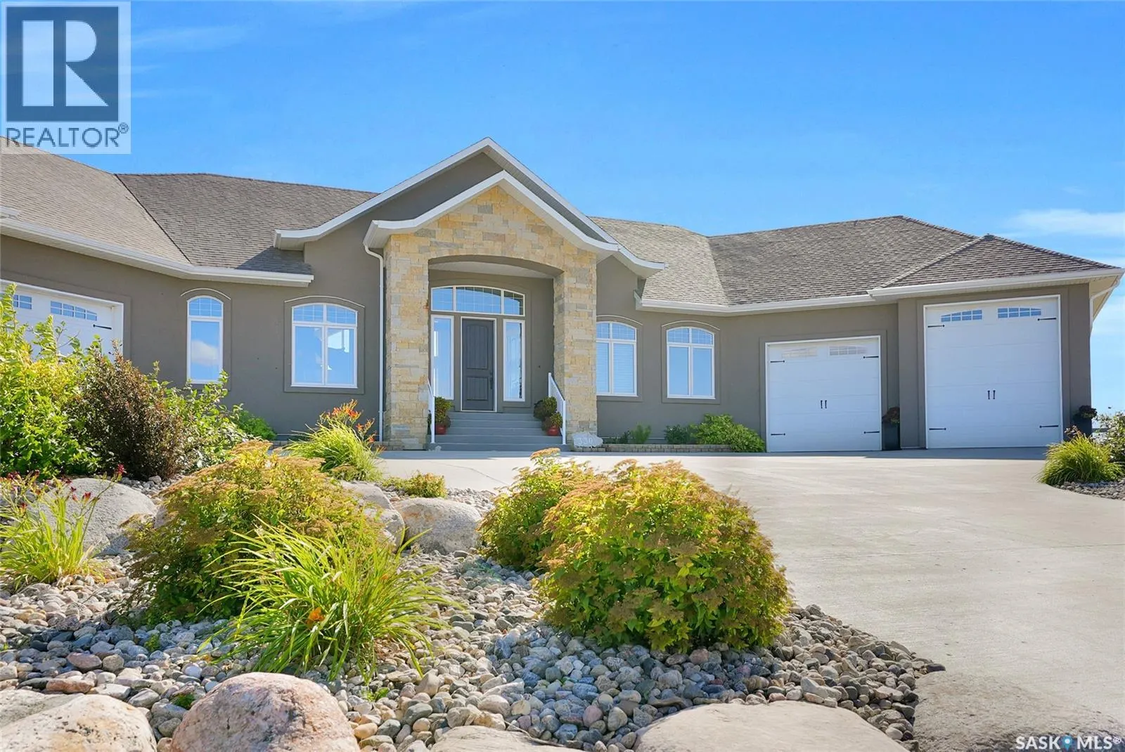 330 Spruce Creek DRIVE