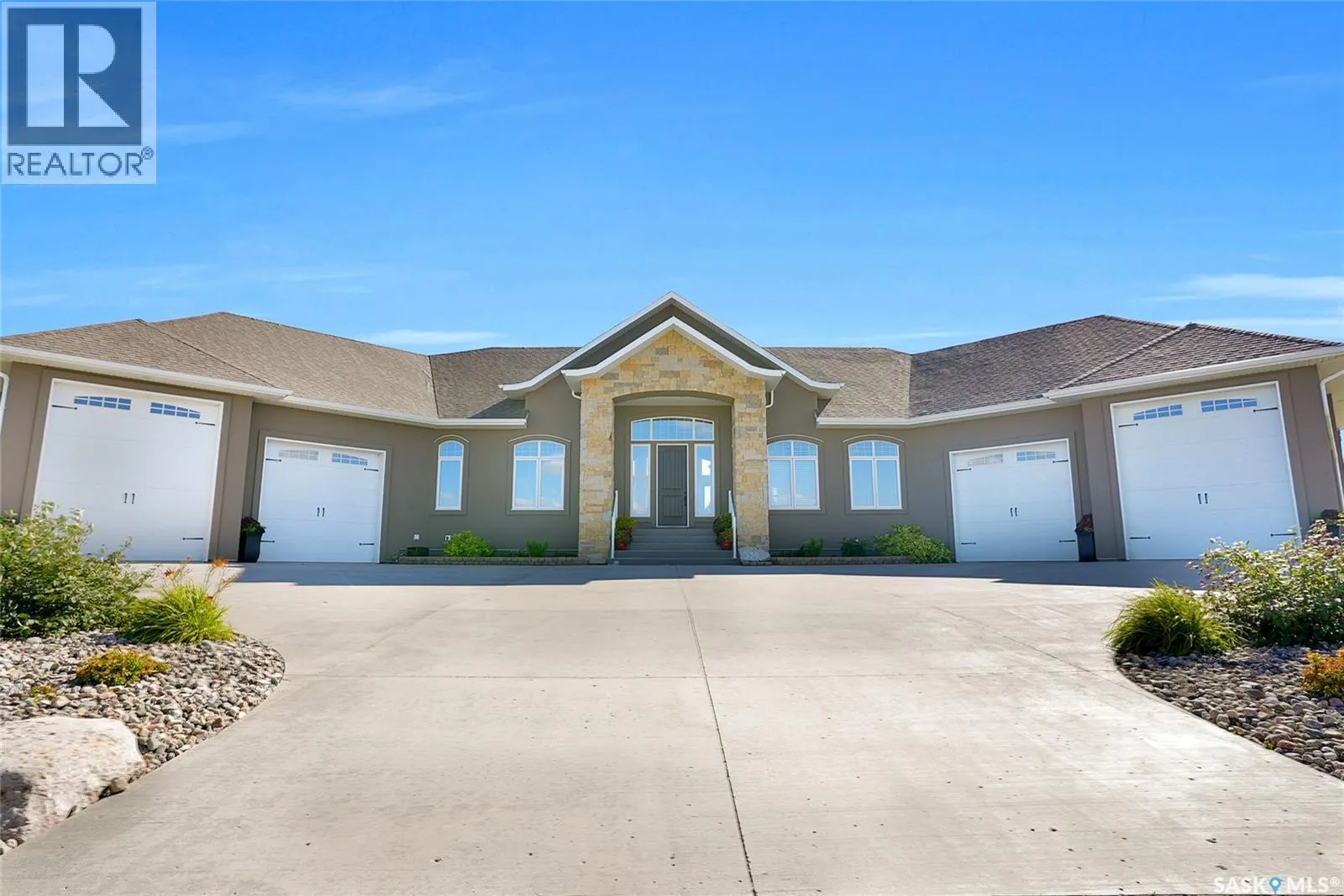 330 Spruce Creek DRIVE