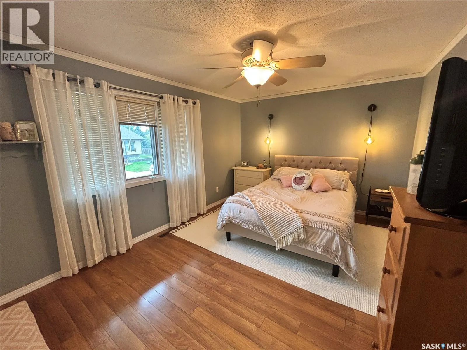 47 Howard CRESCENT