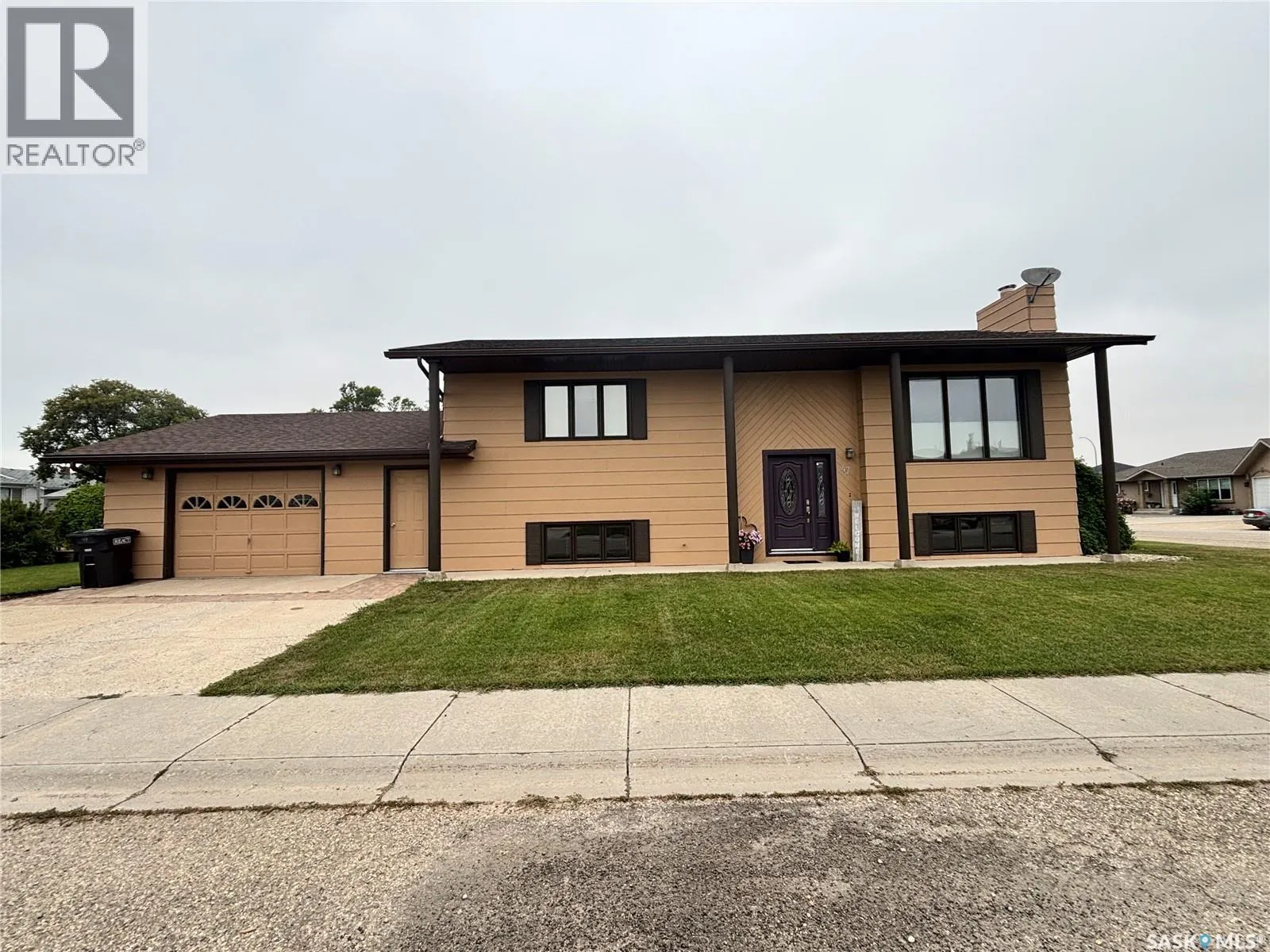 47 Howard CRESCENT