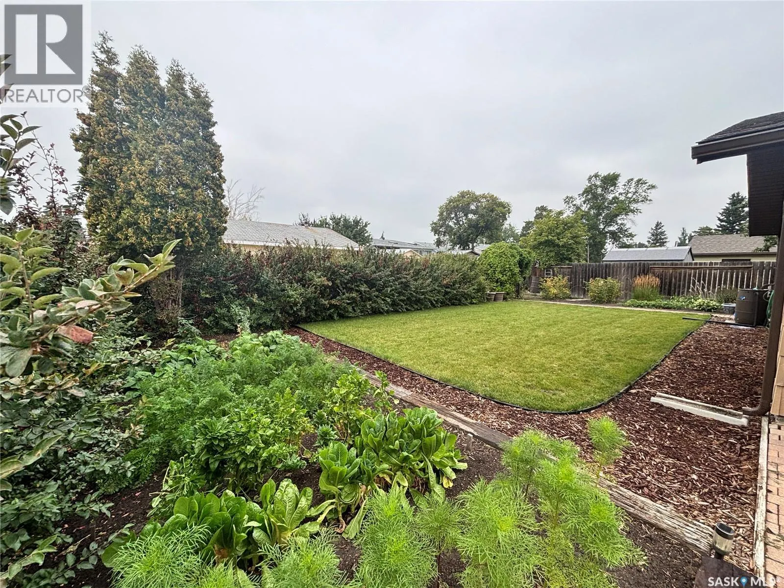 47 Howard CRESCENT
