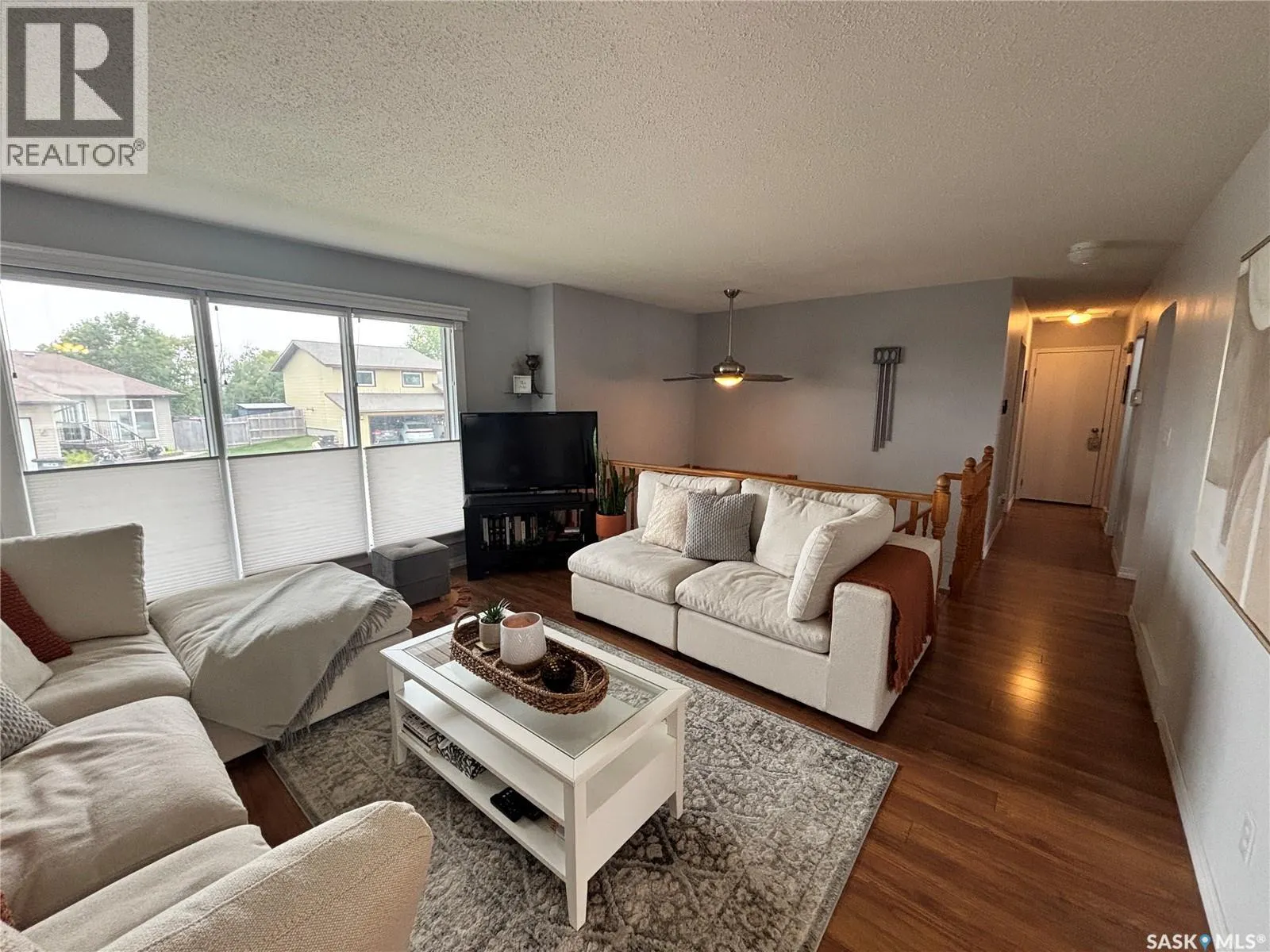 47 Howard CRESCENT