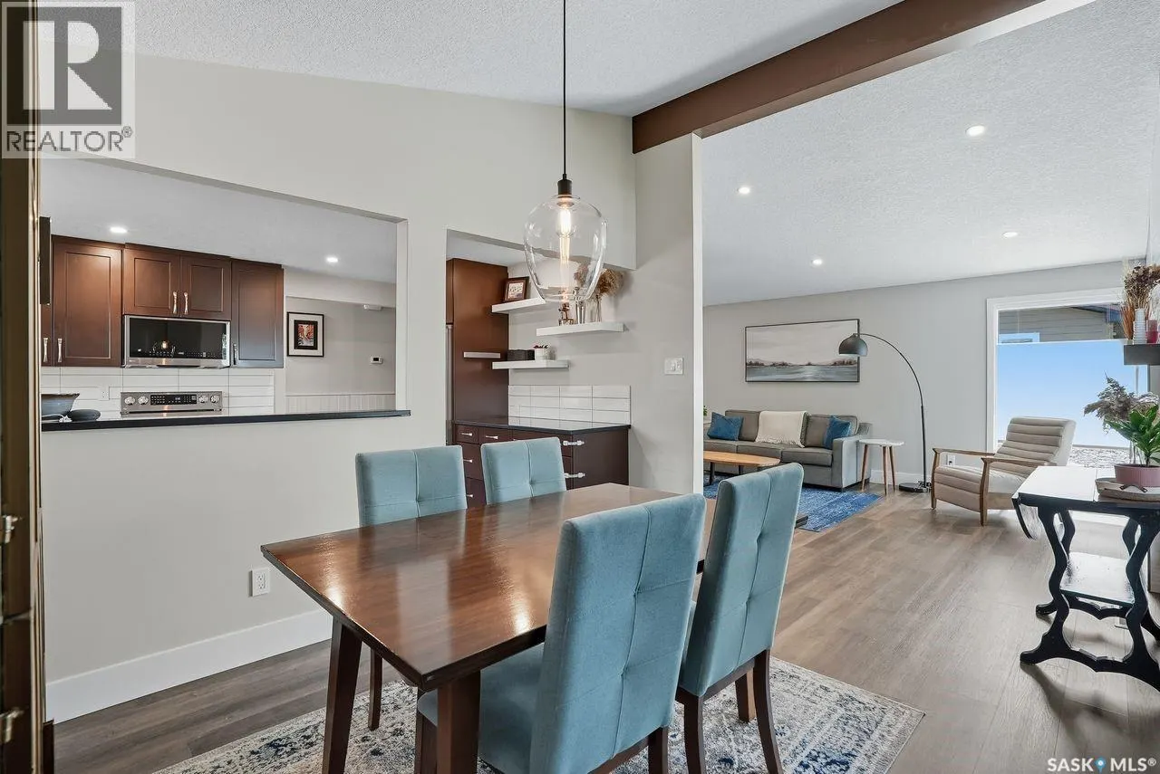 30 Simpson CRESCENT