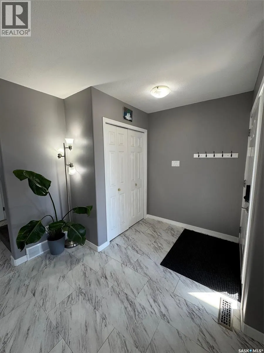 A 200 111th STREET W