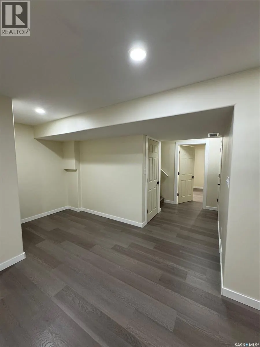 A 200 111th STREET W