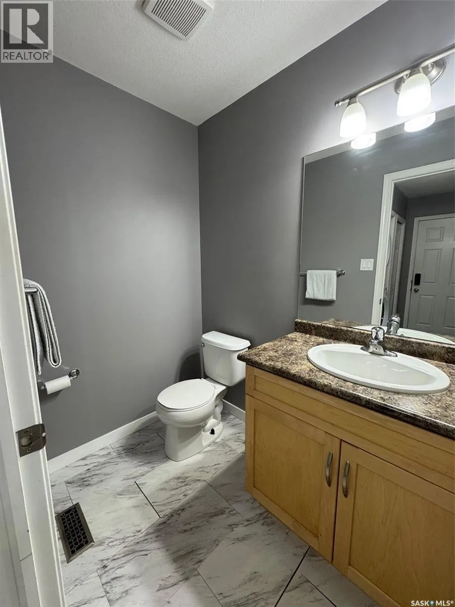 A 200 111th STREET W