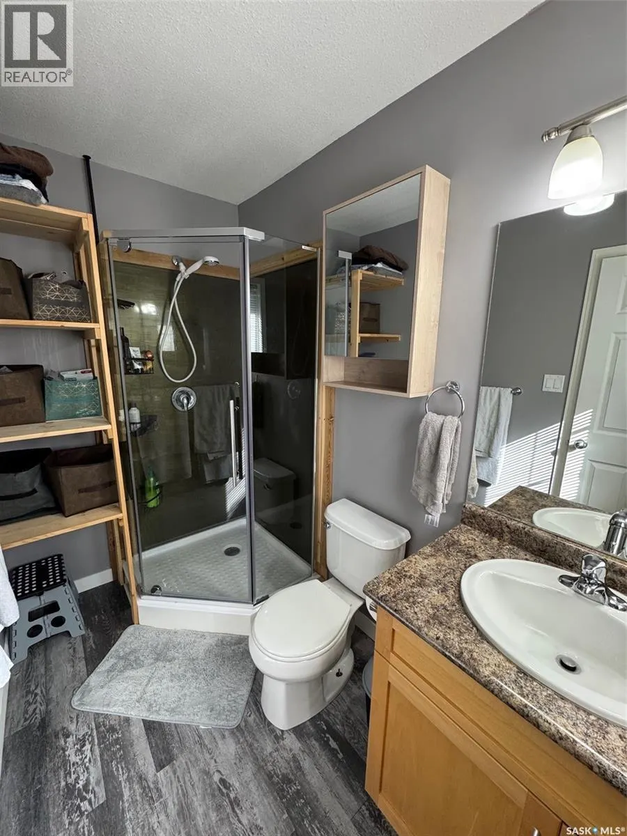 A 200 111th STREET W