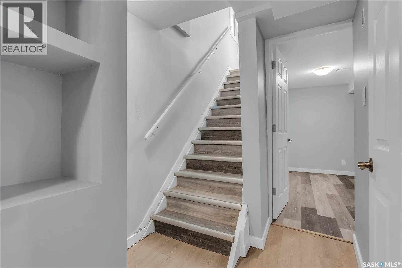 112 27th STREET