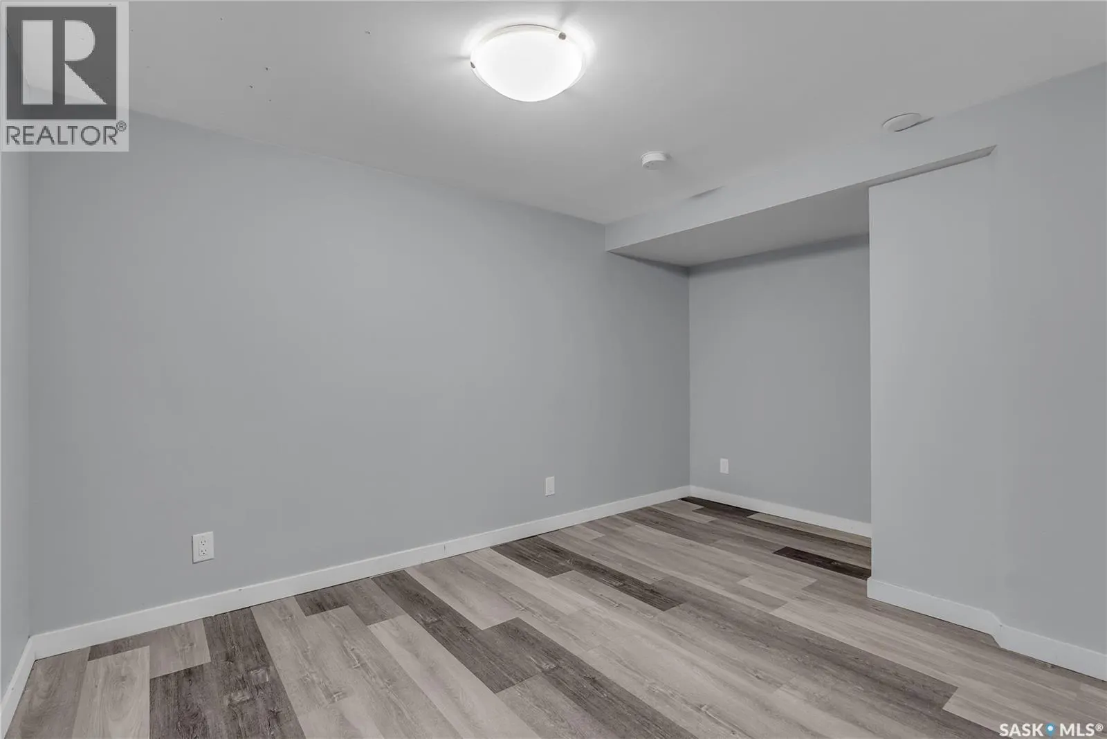 112 27th STREET