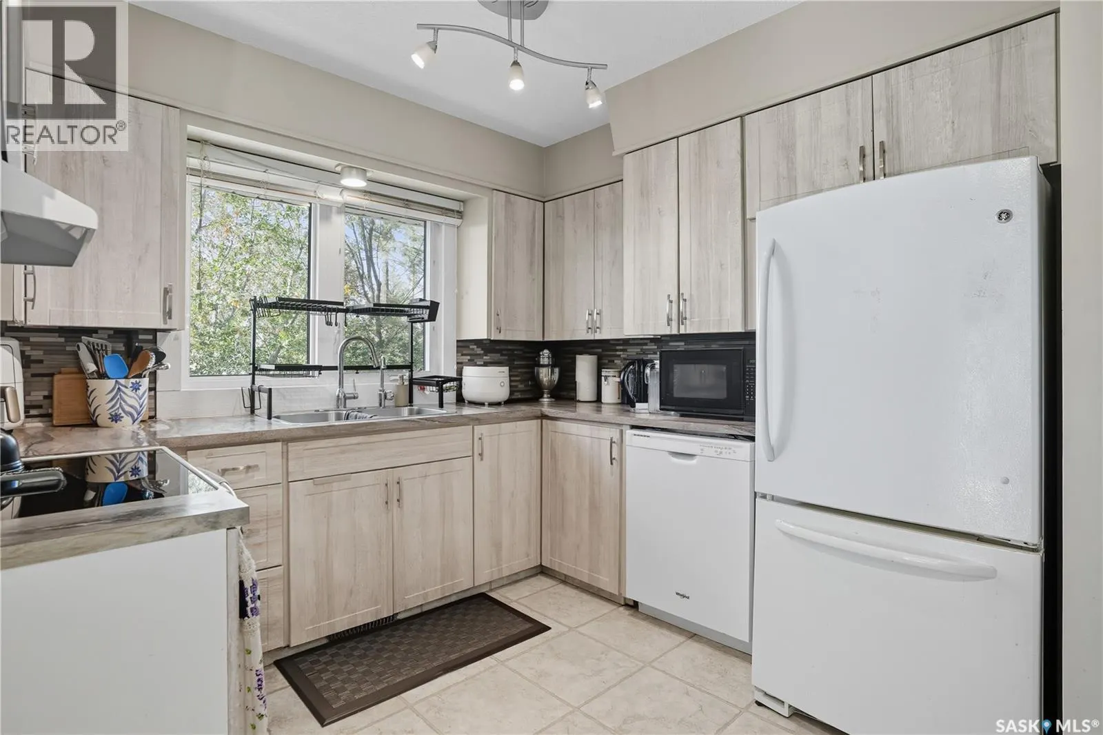114 Patterson DRIVE