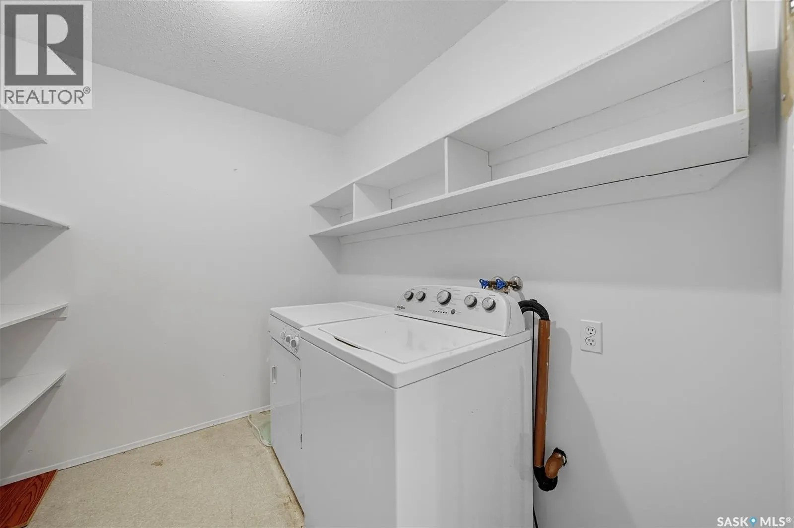 1114 425 115th STREET E