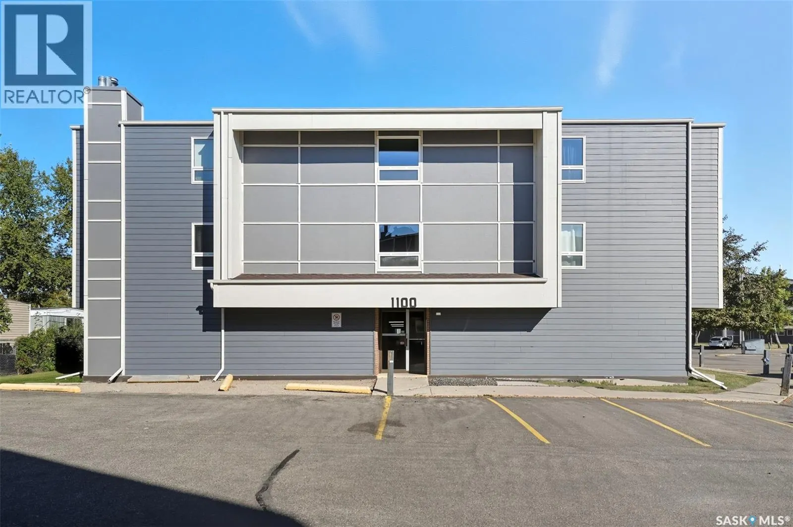 1114 425 115th STREET E