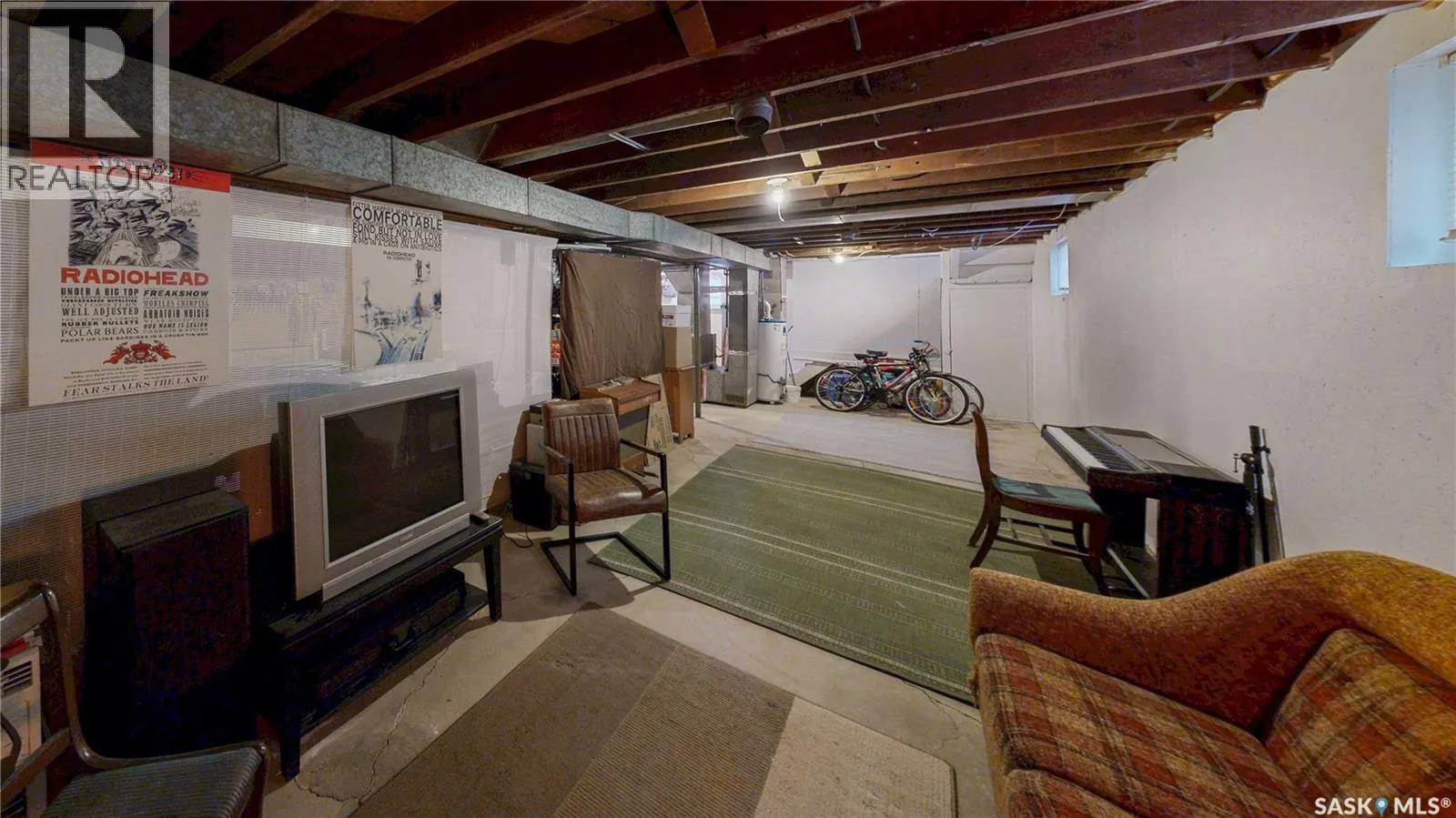 1040 Montague STREET