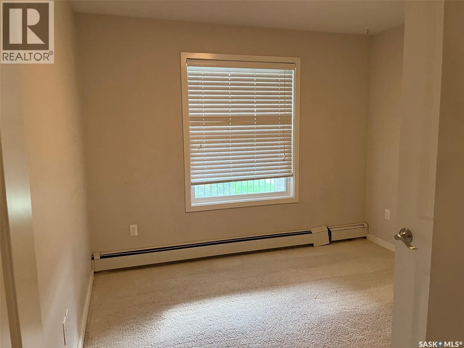 117 1610 Dakota DRIVE
