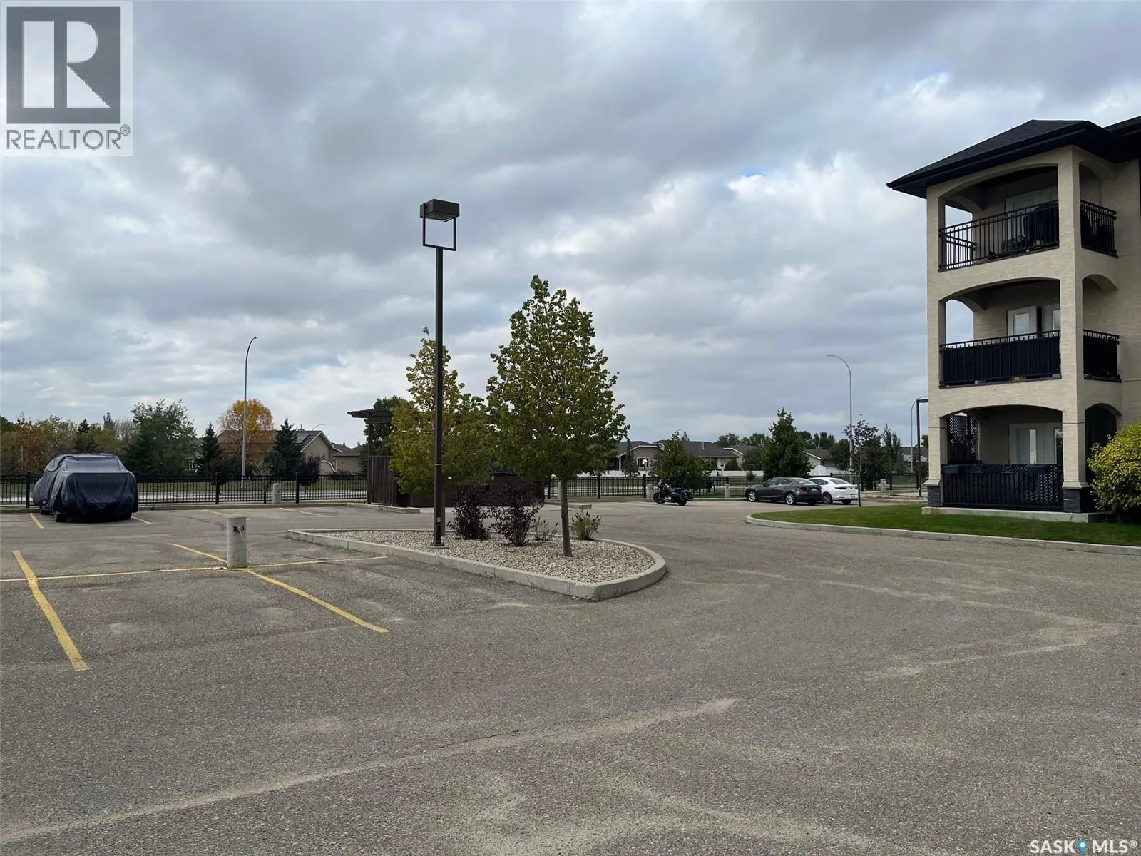 117 1610 Dakota DRIVE