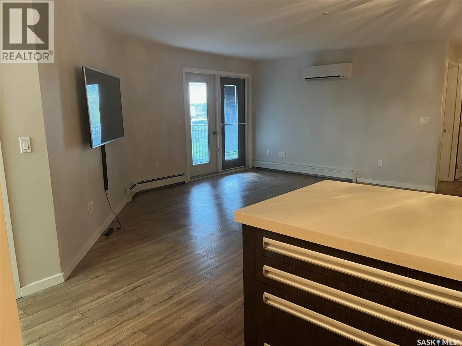 117 1610 Dakota DRIVE