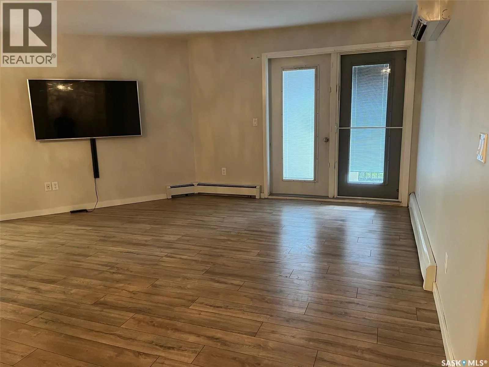 117 1610 Dakota DRIVE