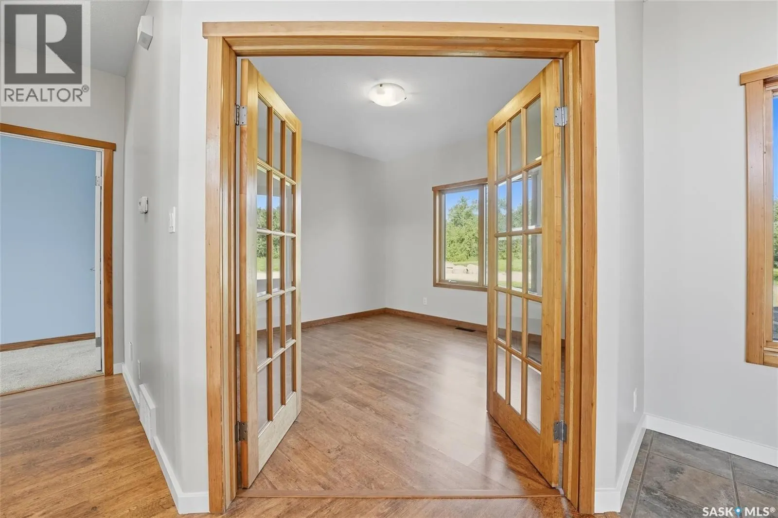 25 Discovery ROAD
