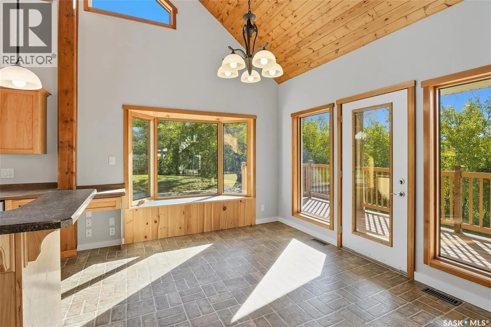 25 Discovery ROAD
