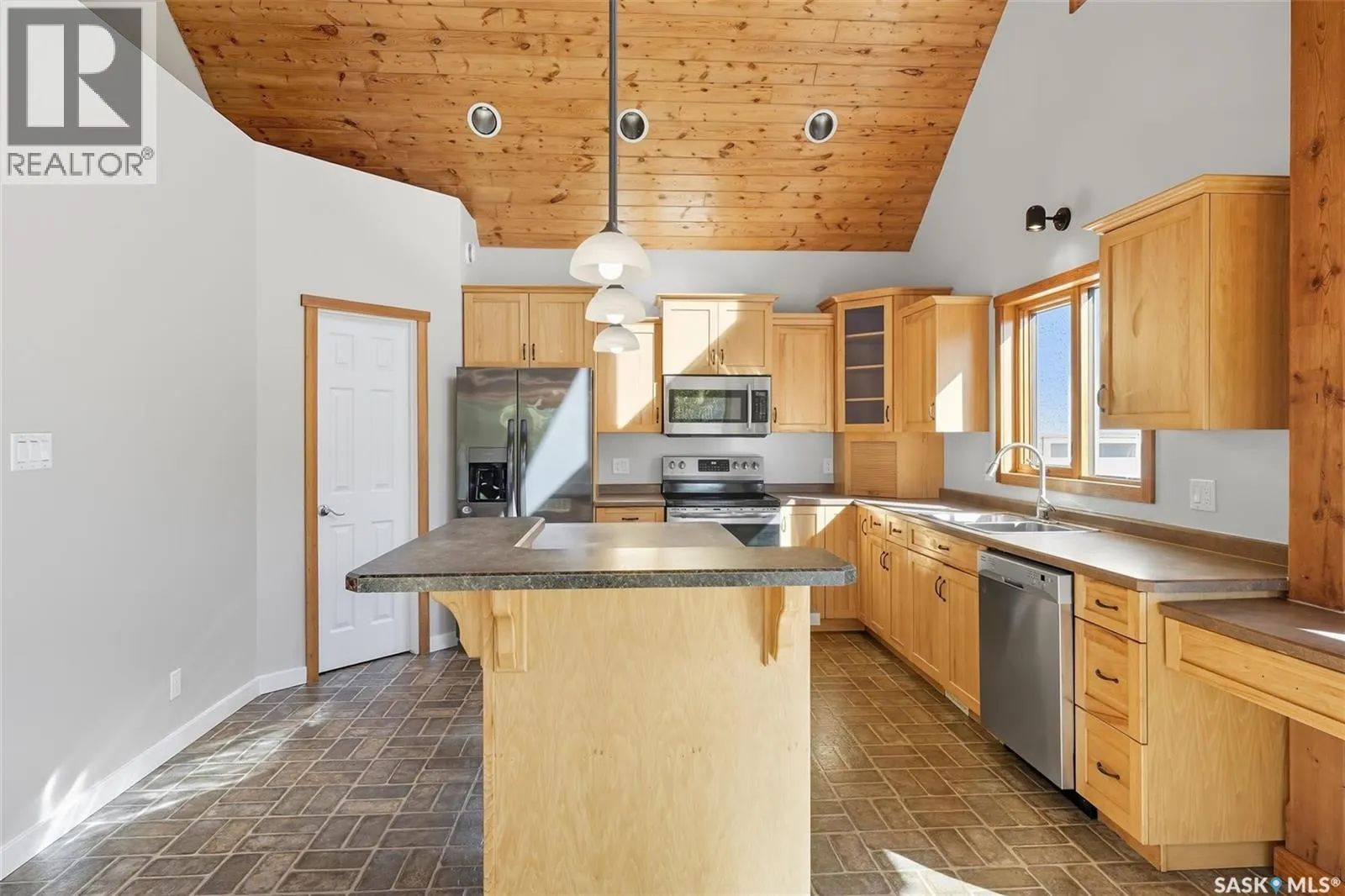 25 Discovery ROAD