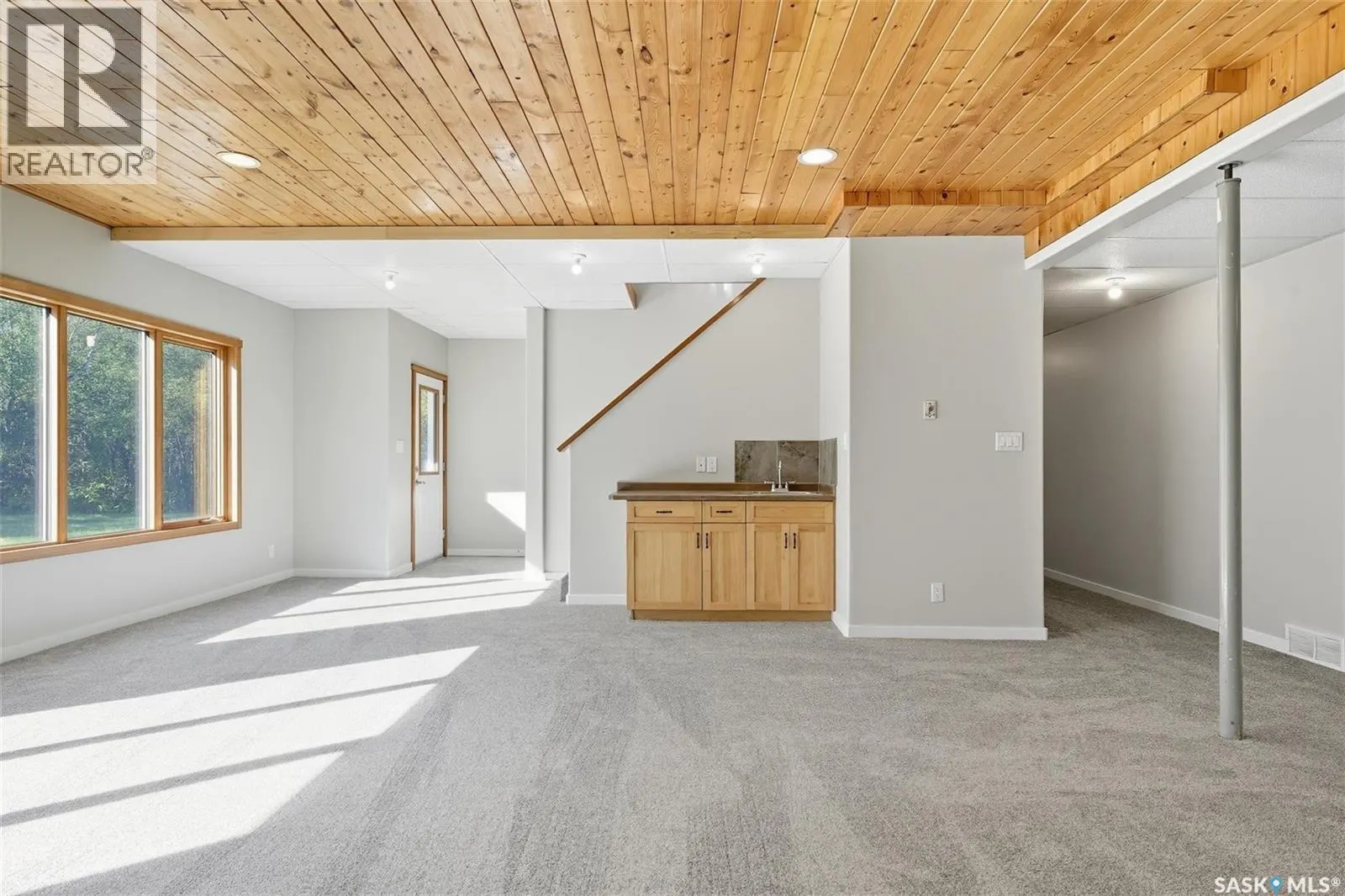 25 Discovery ROAD