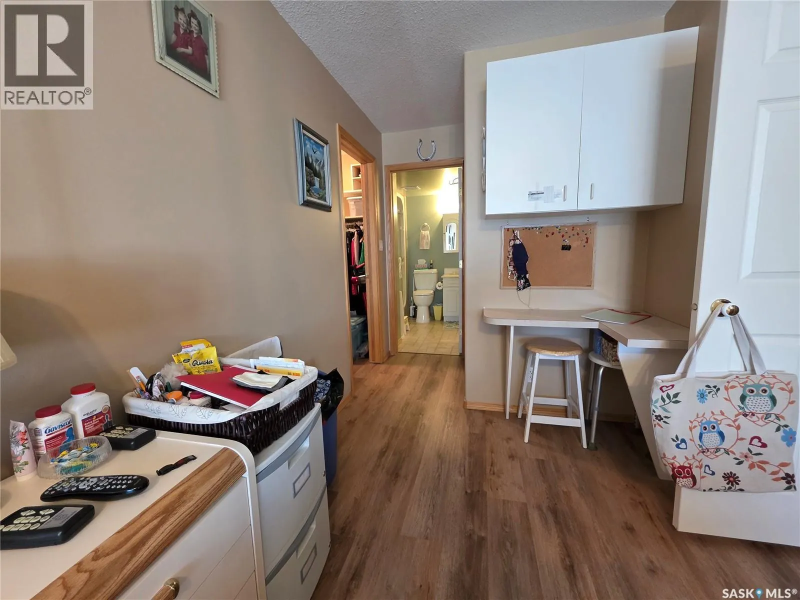 307 230 Lister Kaye CRESCENT