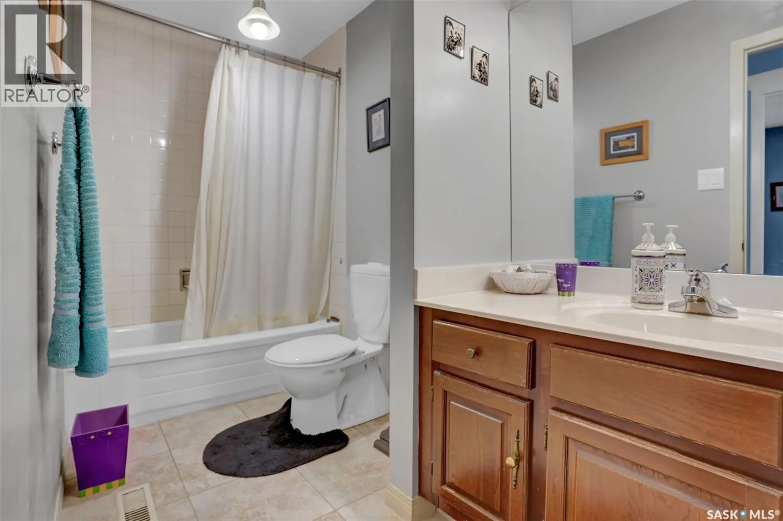 1102 Gryphons WALK