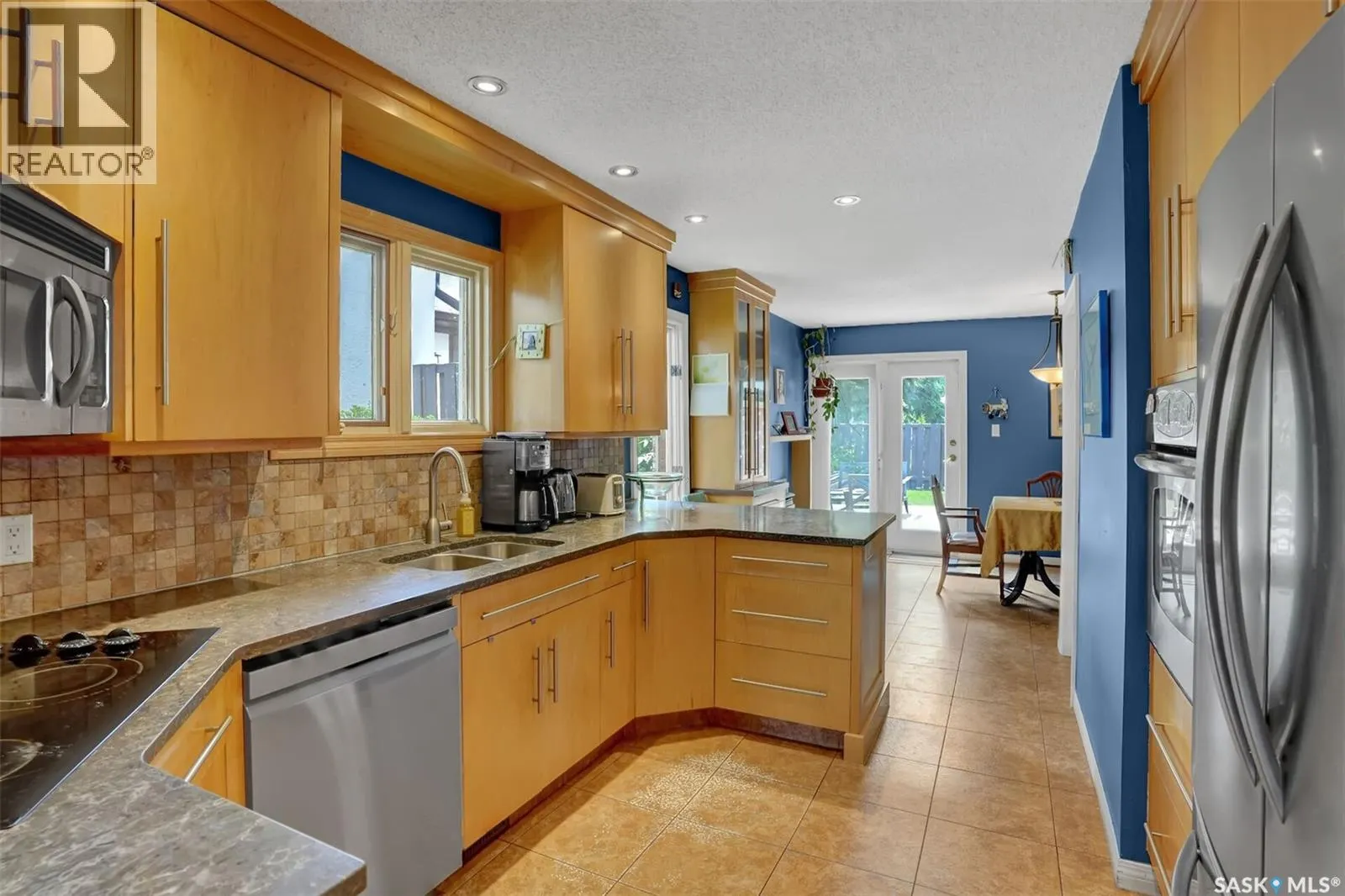 1102 Gryphons WALK