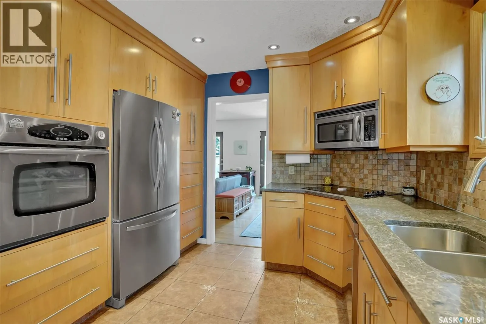 1102 Gryphons WALK