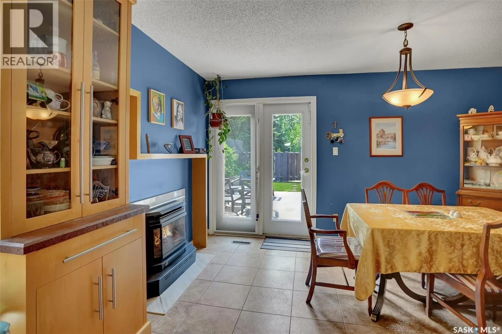 1102 Gryphons WALK