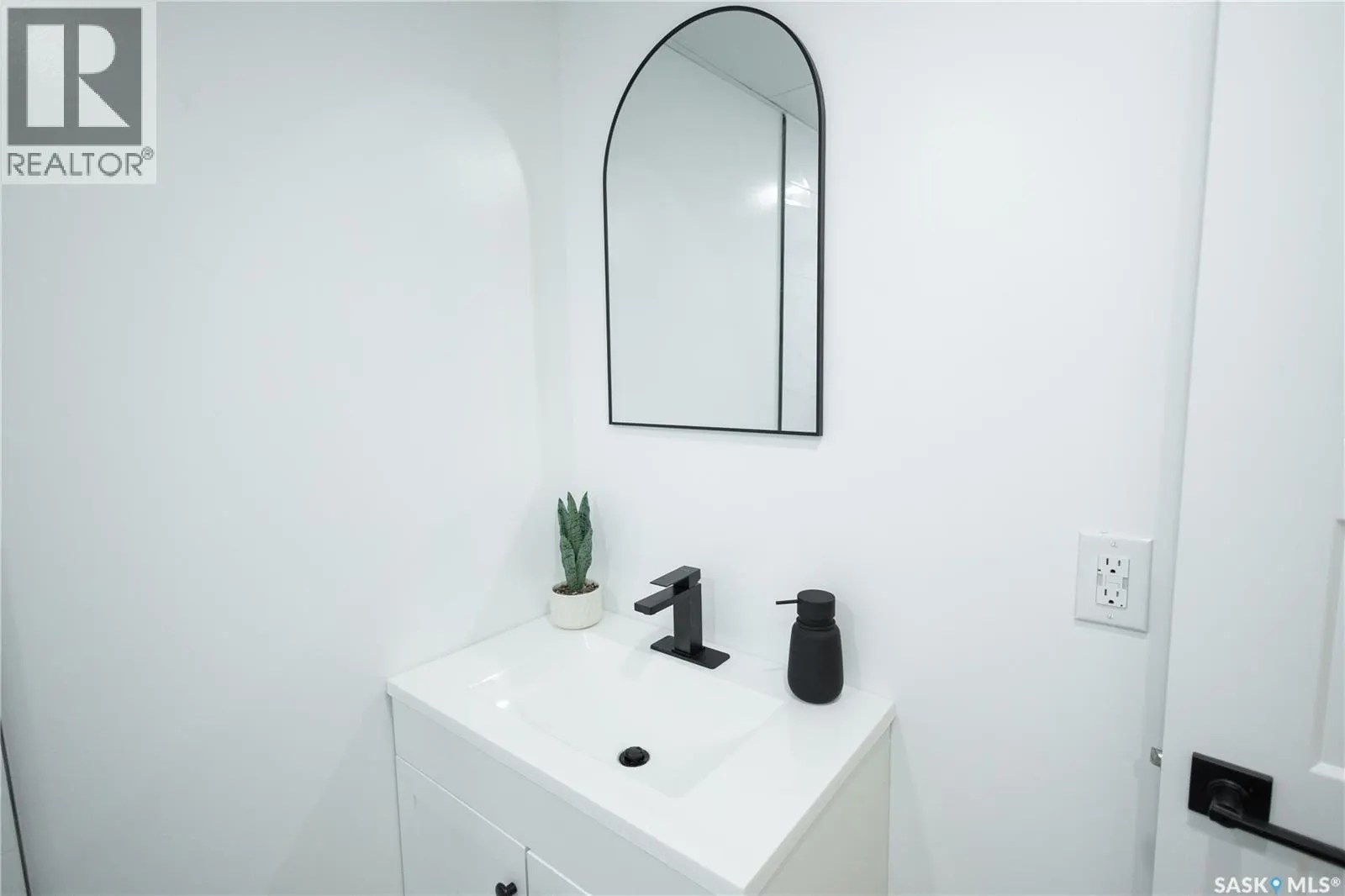 1308 Stadacona STREET W