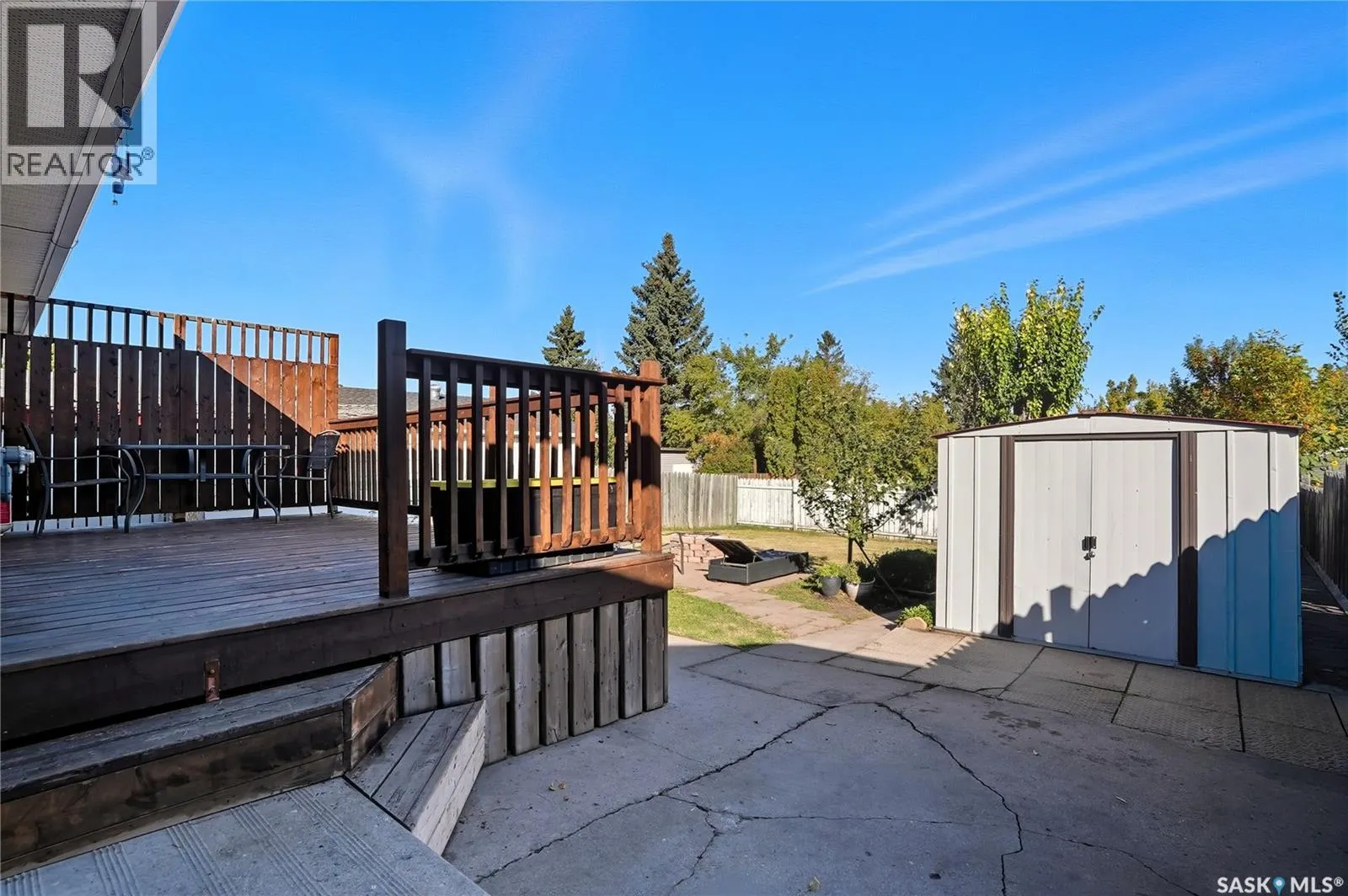 266 Lloyd CRESCENT