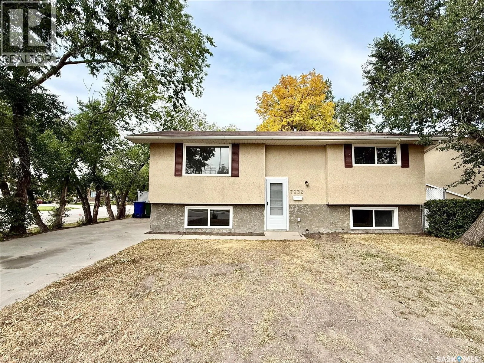 7332 BOWMAN AVENUE