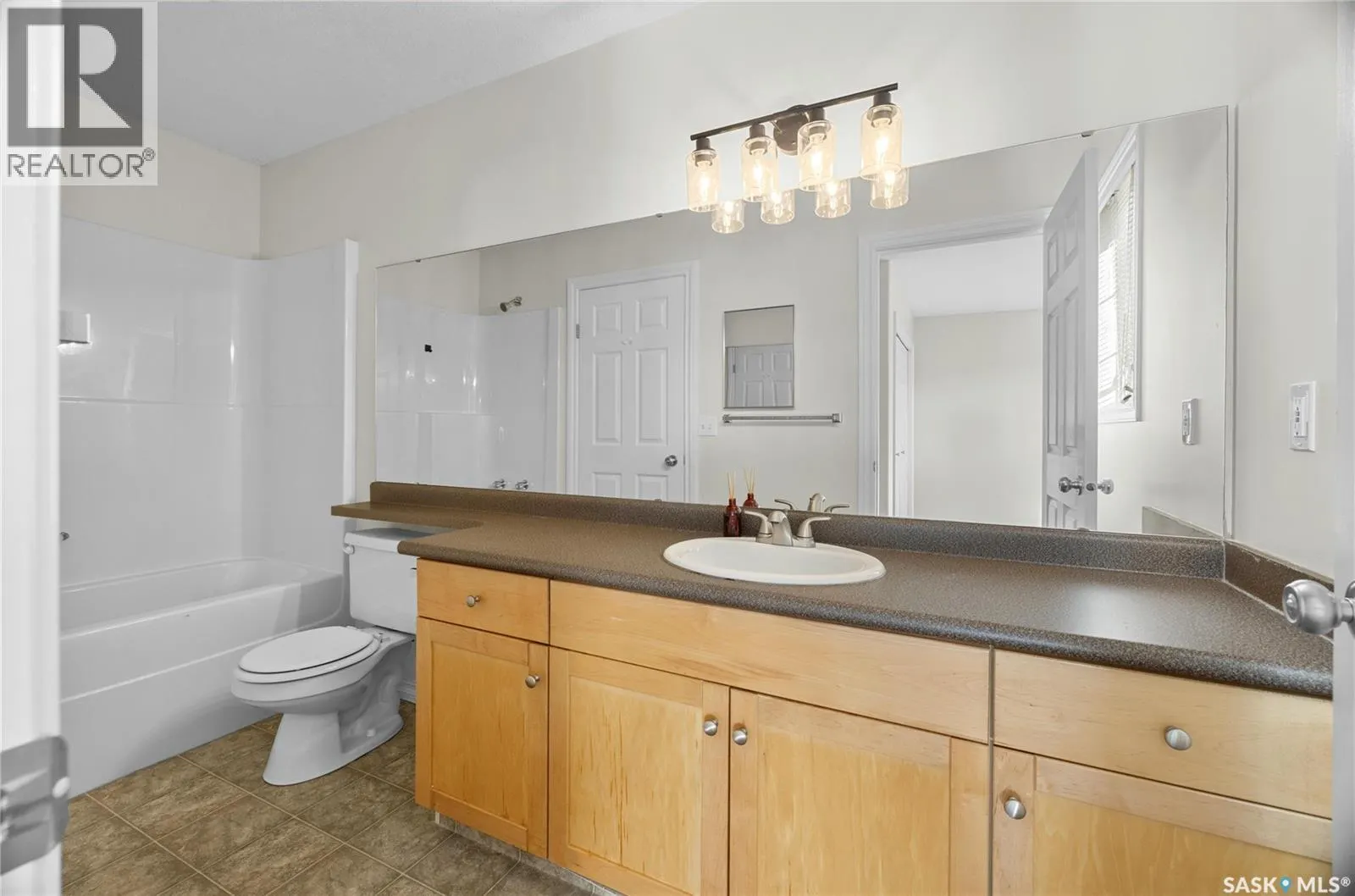 25 2400 Tell PLACE