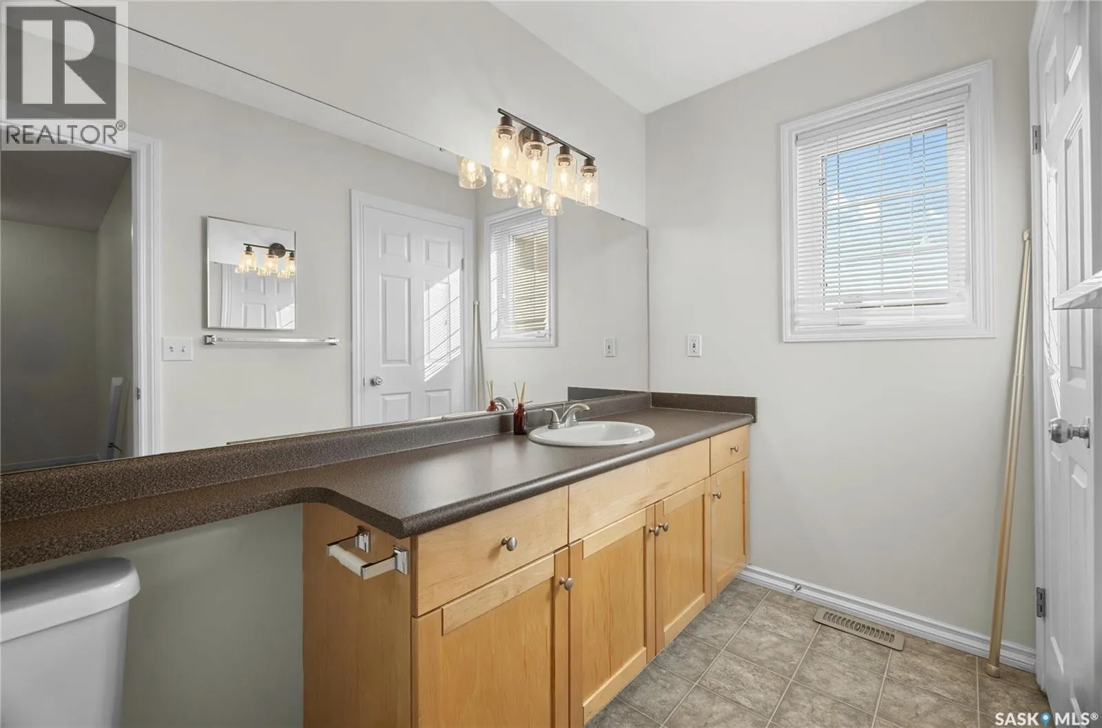 25 2400 Tell PLACE