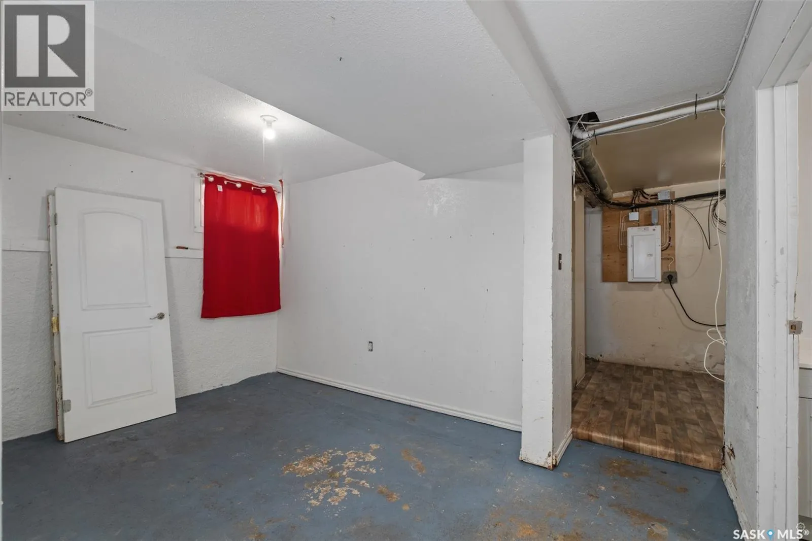 850 14th STREET W